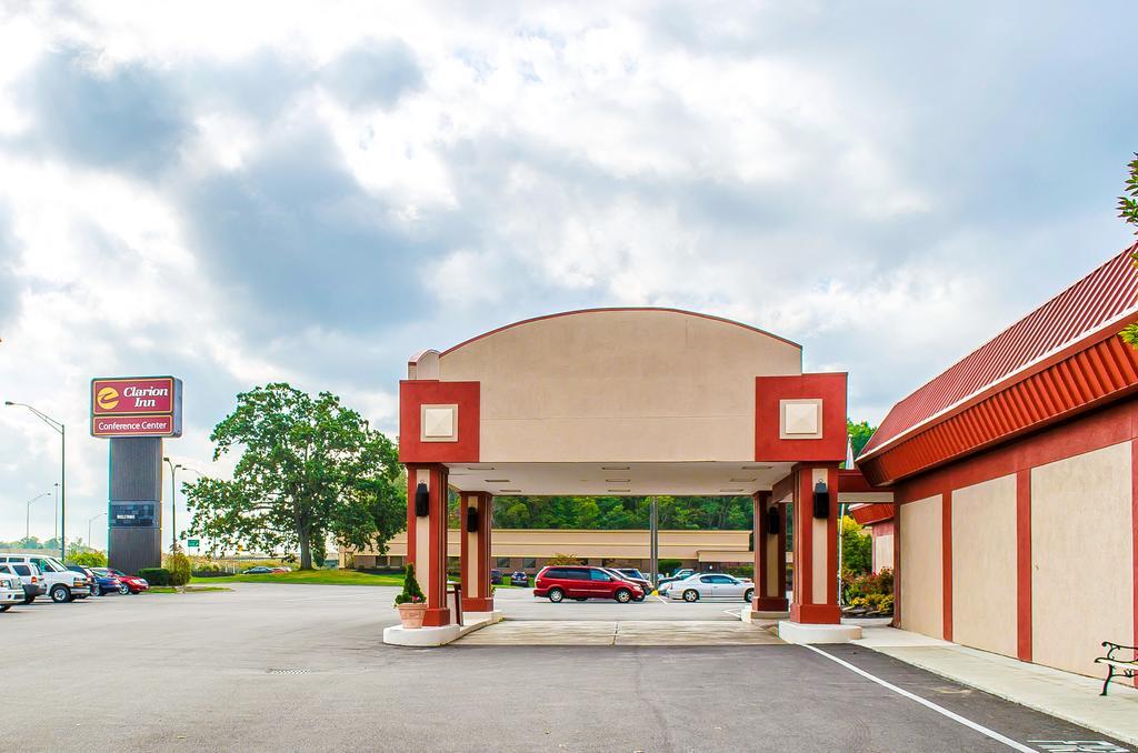 Norwood Inn Hudson Bagian luar foto